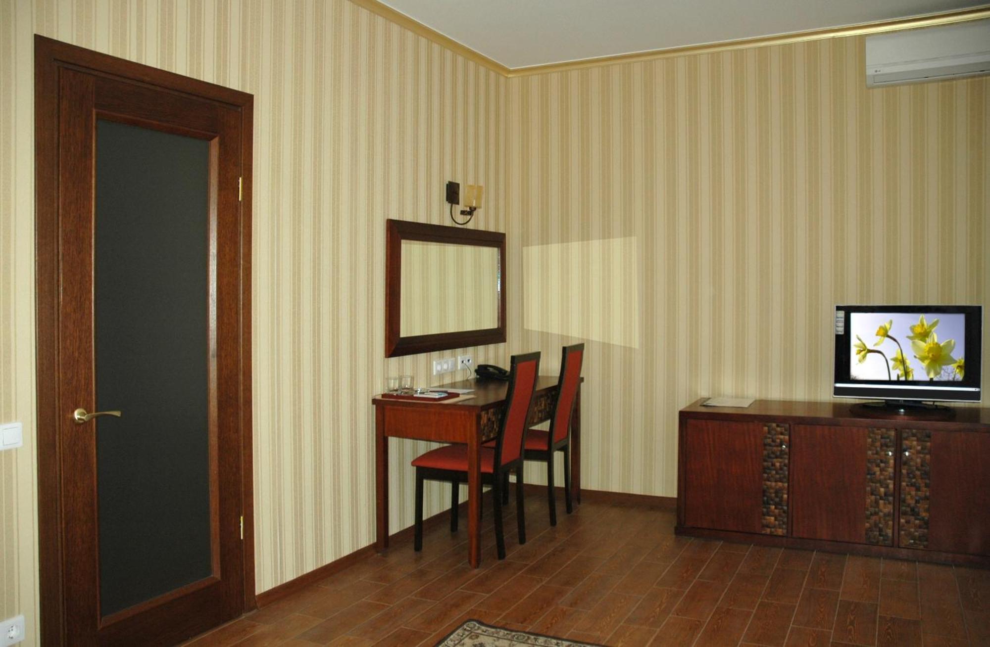 Villa Panama Odessa Buitenkant foto